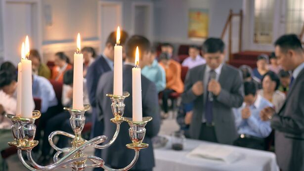 wat-is-deelnemen-aan-religieuze-ceremonie-evangelie-van-de-komst-van