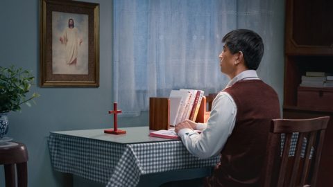 Tegenwoordig geloven wij in de Heer Jezus. Wij brengen offers om de naam van de Heer te verspreiden. We geven er alles voor op. Daardoor zijn wij al heilig gemaakt. handelen wij naar de wil van de hemelse Vader. Als de Heer terugkeert, neemt Hij ons absoluut op in het koninkrijk van de hemel!